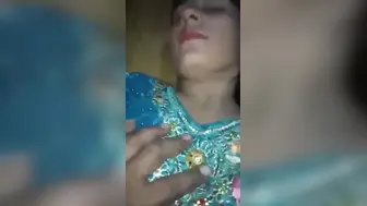 Karachi village wife Uzma blowjob & shaved pussy fuck video